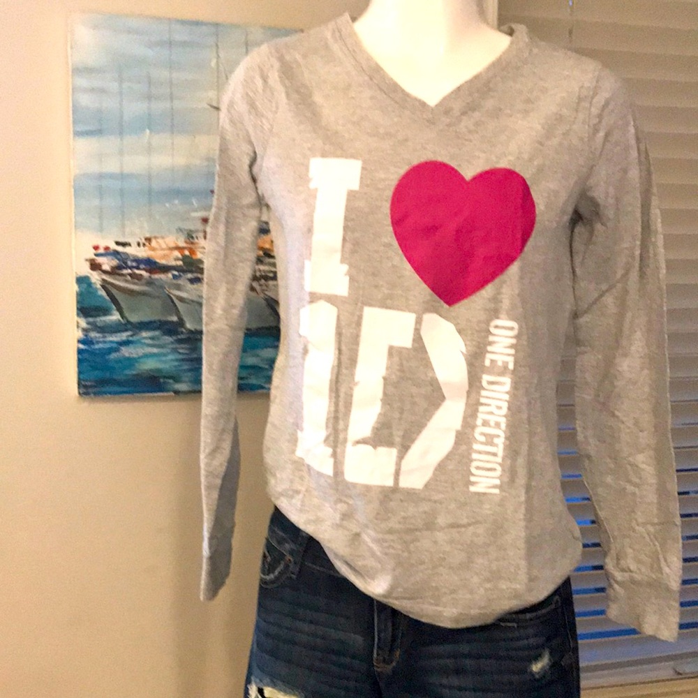 One Direction long sleeve tee